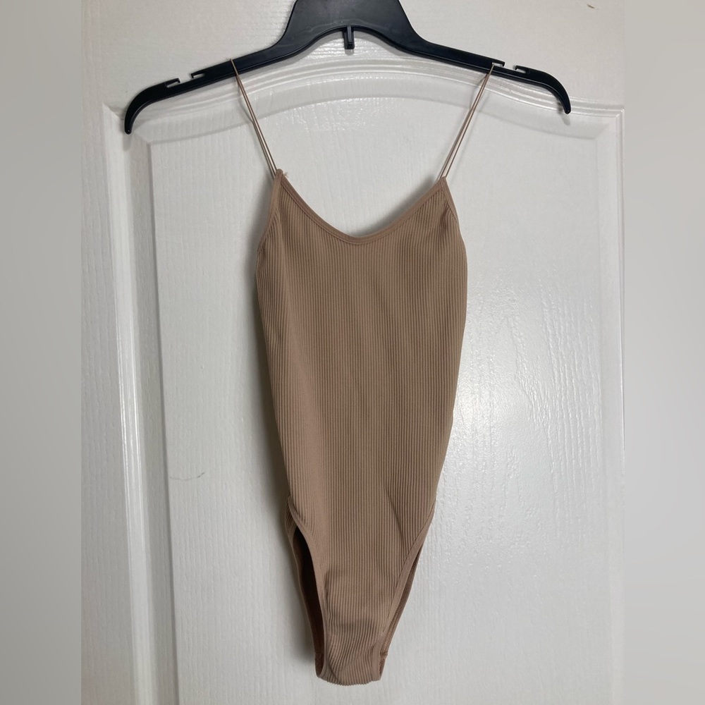 Urban Outfitters Out From Under Tan Women´s Bodysuit ,Size S ,Normcore